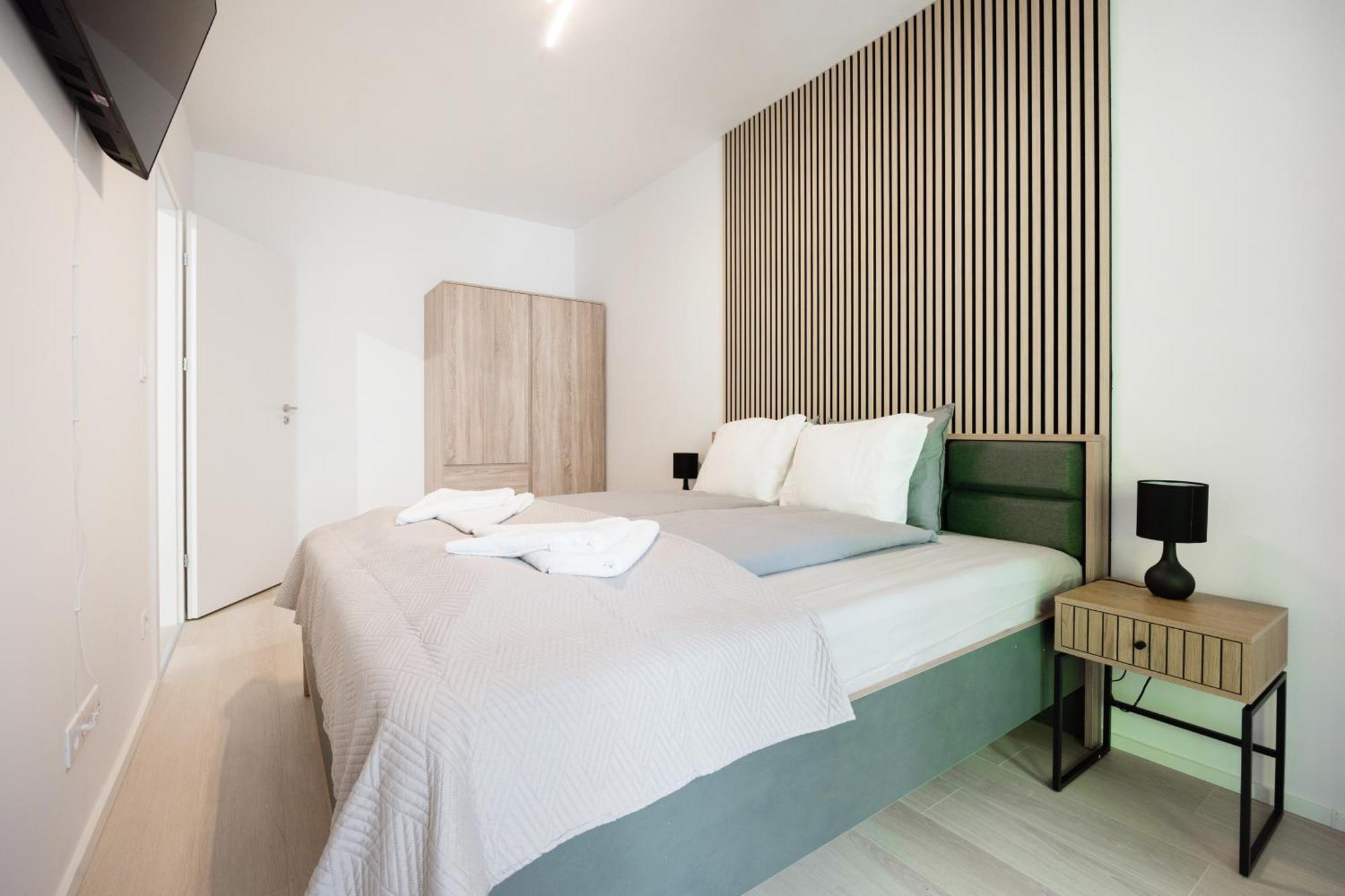 Apartment Modern With Balcony And Parking Budapest