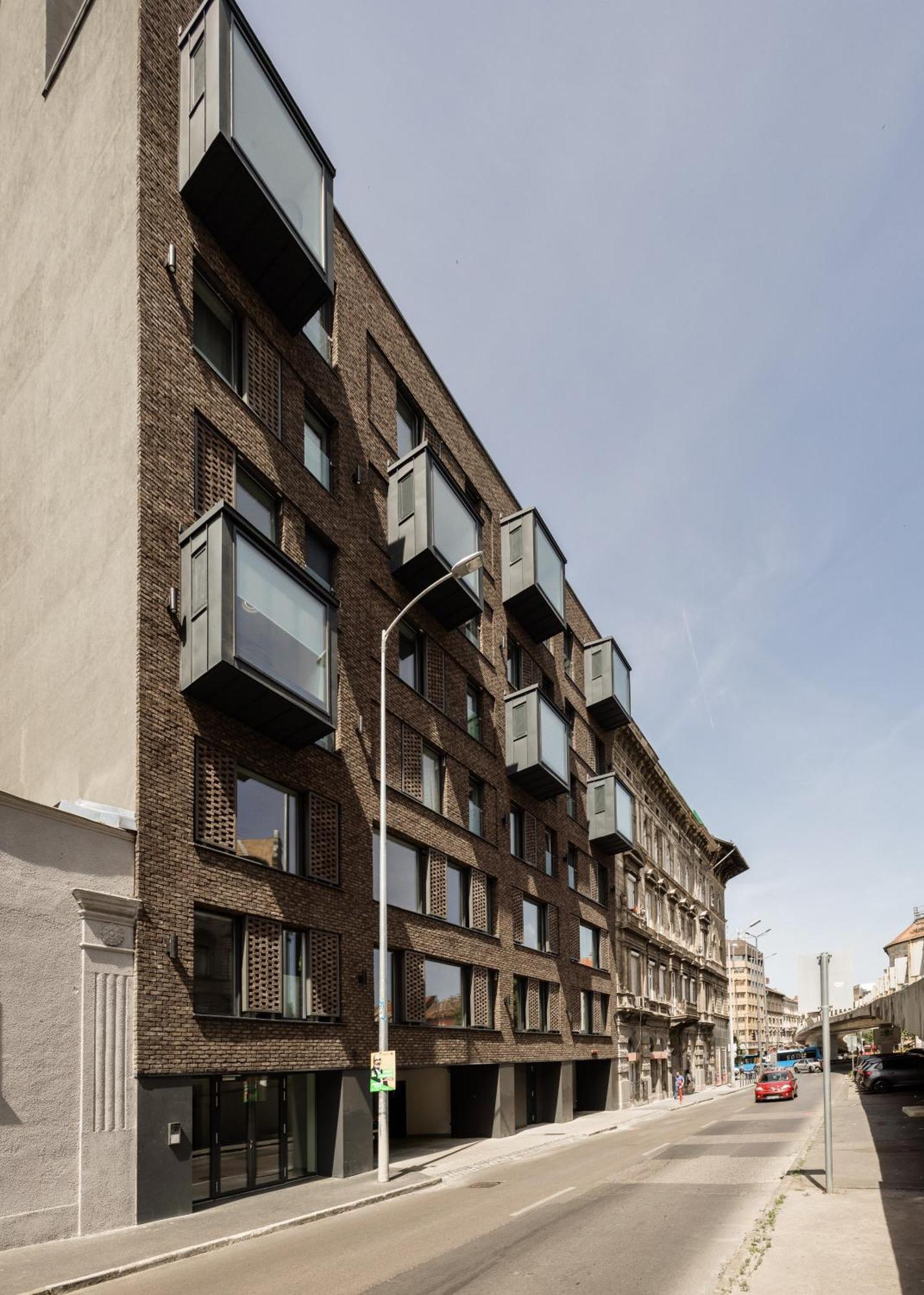 Modern With Balcony And Parking Apartment